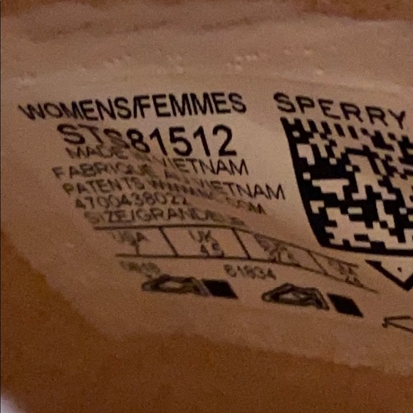 NEW SPERRY LOAFERS - Picture 6 of 6